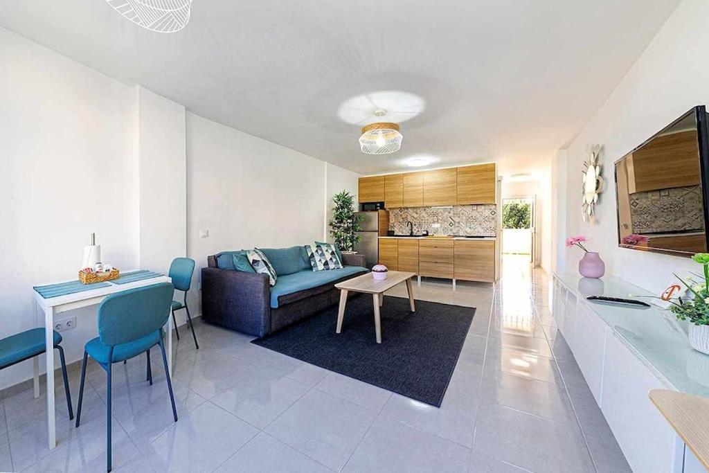 Apartamento Peka'S Place Плая дел Инглес Екстериор снимка