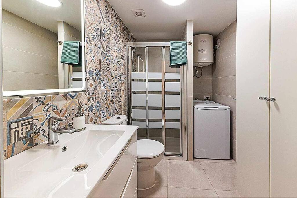 Apartamento Peka'S Place Плая дел Инглес Екстериор снимка